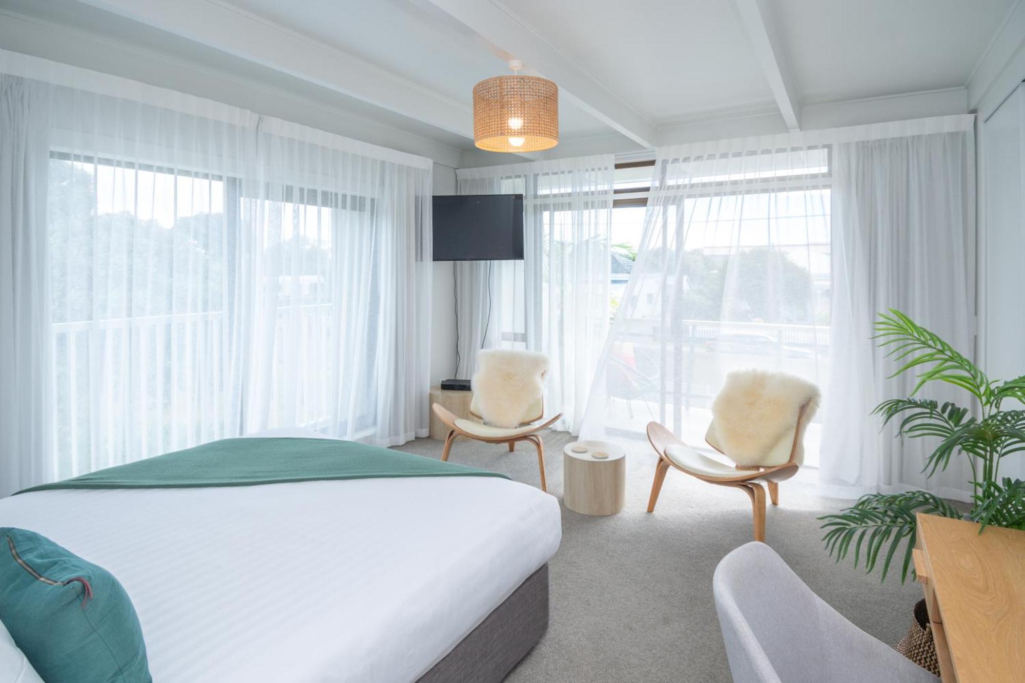 Whispering Sands Beachfront Motel กิสบอร์น ภายนอก รูปภาพ